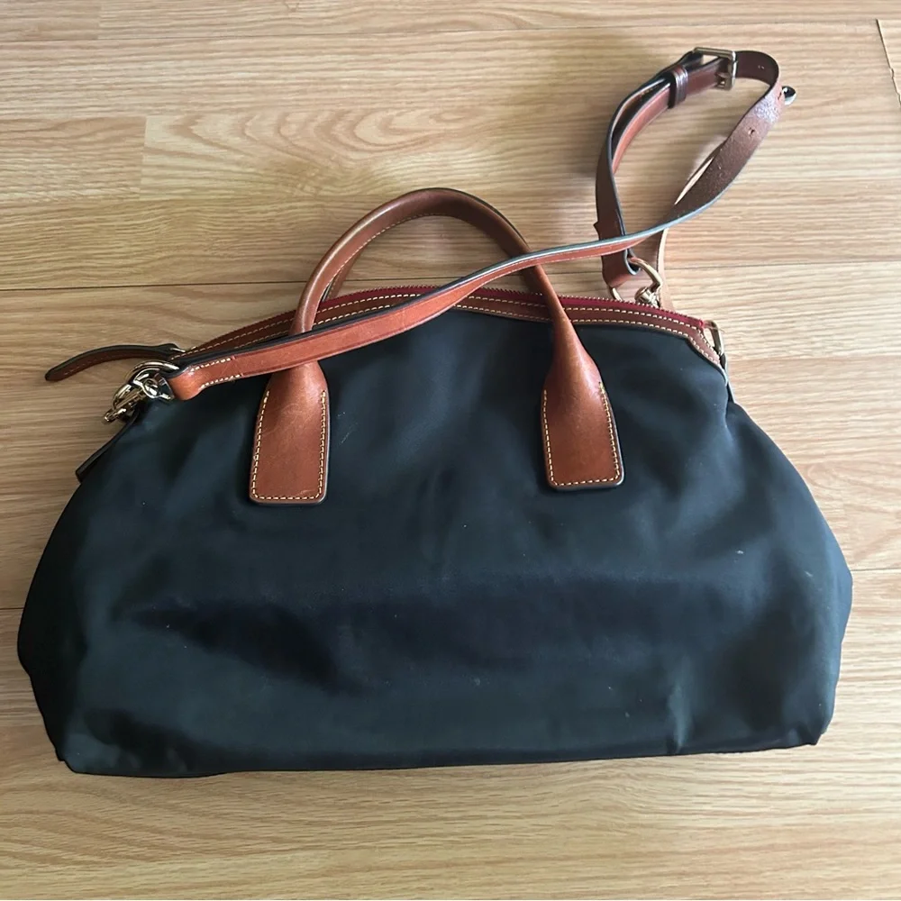 Dooney & Bourke good used